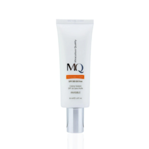 ام کیو ضد افتاب بی رنگ فاقد چربی SPF50