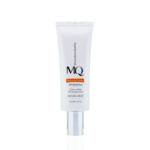 ام کیو ضد افتاب فاقد چربی رنگی بژ طبیعی SPF50